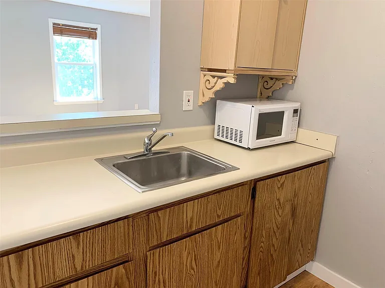 2402 Intrepid Way — Photo 30