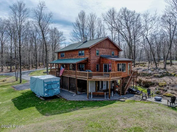 103 Summit Dr, Greentown, PA 18426