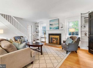 10 Green Valley Rd, Wallingford, PA 19086