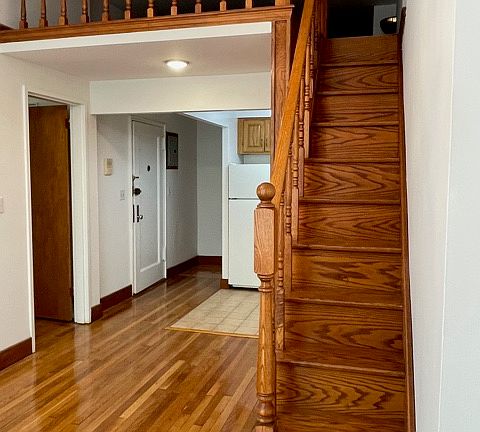 4th image of 55 W 68th St #2