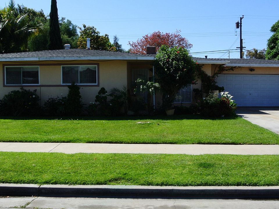 1st image of 8542 Davmor Ave