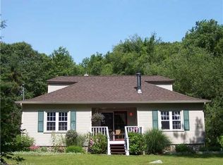 219 Fishtown Rd, Groton, CT 06355