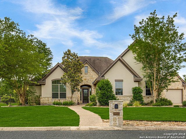 1st image of 29915 Fairway Vista Dr