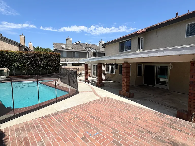 17141 Green Ln — Photo 38