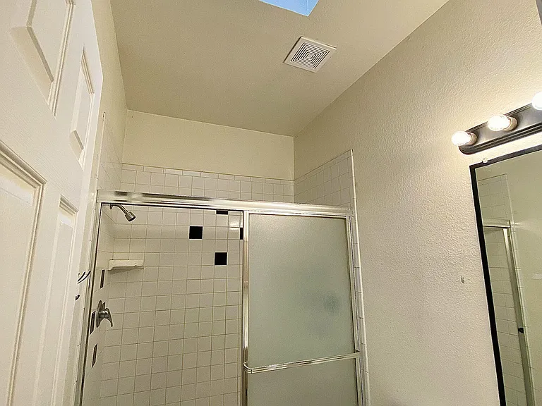 2215 King James Pl — Photo 21