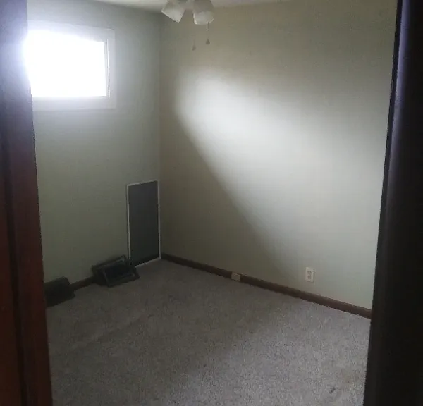 12 Elm Ln — Photo 2