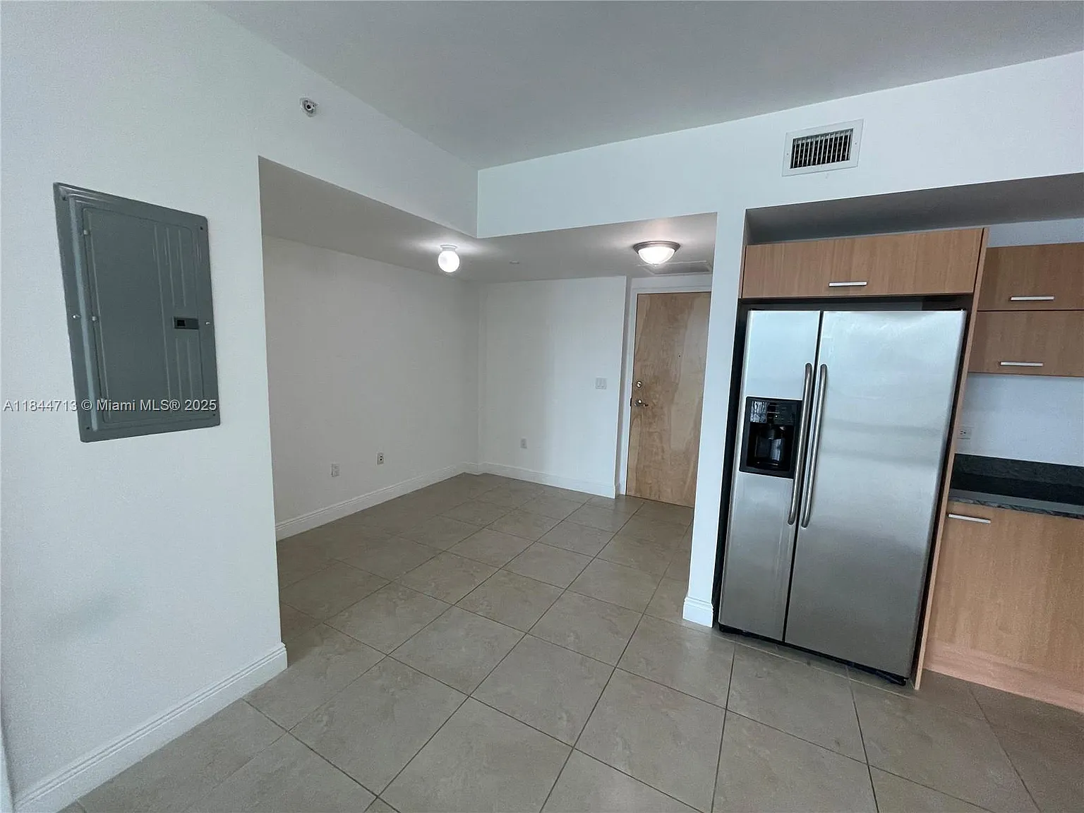 1 bed, 740 sqft, $2,800 — Photo 4