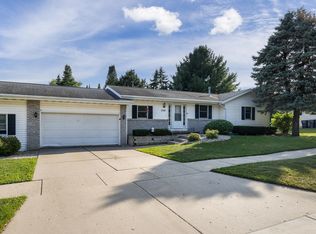 2505 Bond Pl, Janesville, WI 53548