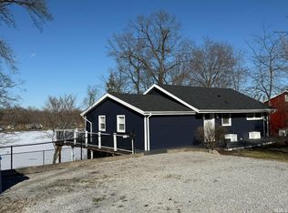 2143 E Crampton Rd, Columbia City, IN 46725