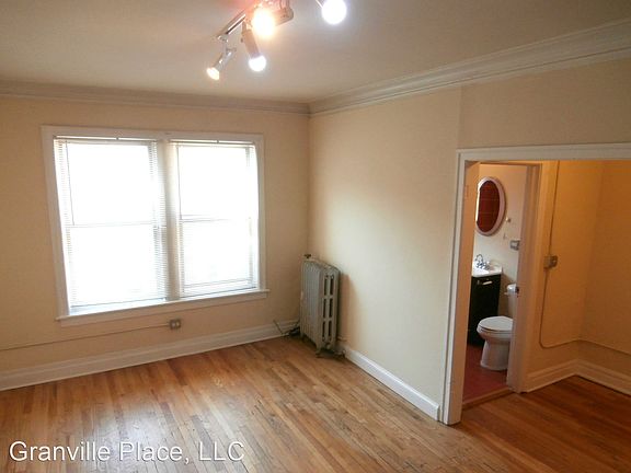 3rd image of 1204 W Granville Ave #329