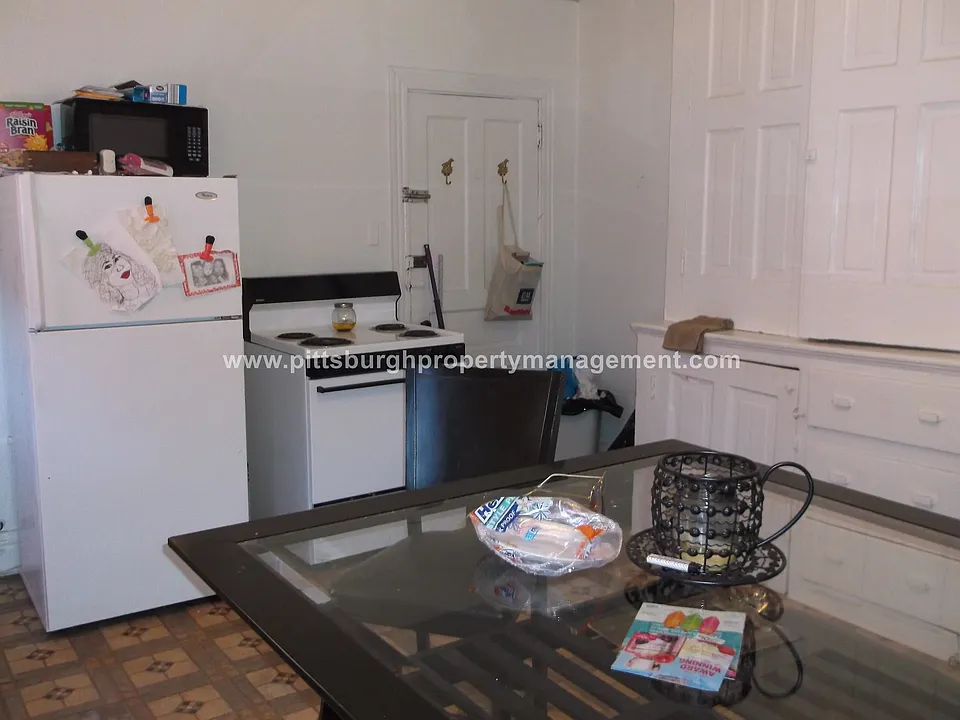 Eat In Kitchen