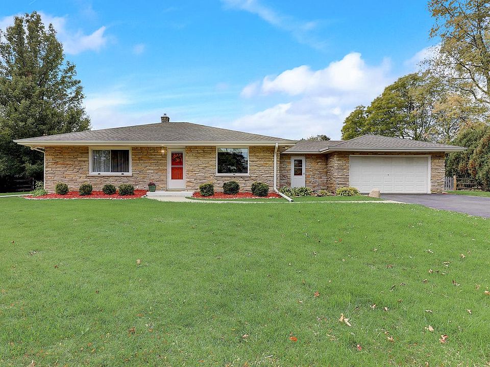 1st image of 10043 North Greenview DRIVE