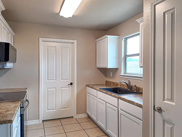 3485 Nicole St — Photo 14