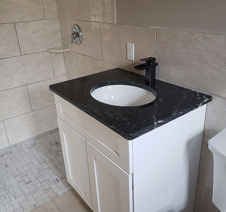 2nd image of 3022 Chenango Rd