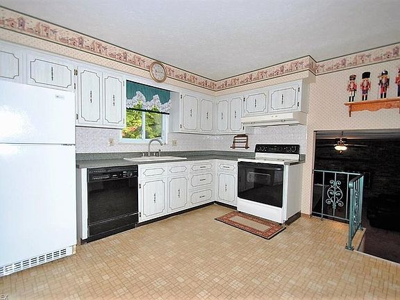 5th image of 5650 Elm Hill Dr