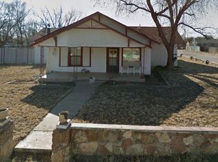 211 5th St, Odonnell, TX 79351