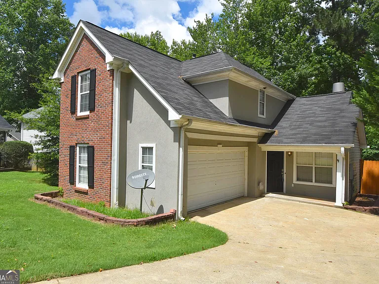 115 S Fairfield Dr — Photo 1