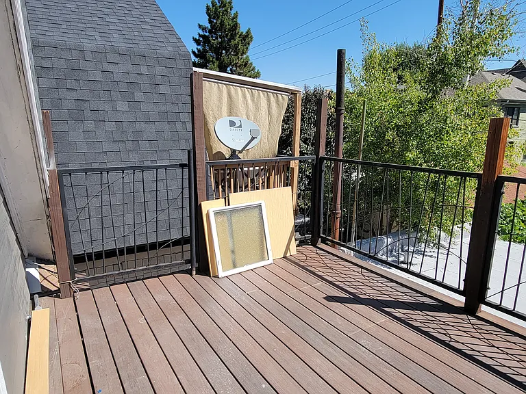 1042 N Clarkson St #2 — Photo 13