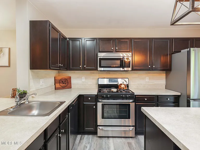 207 Harvest Way — Photo 21