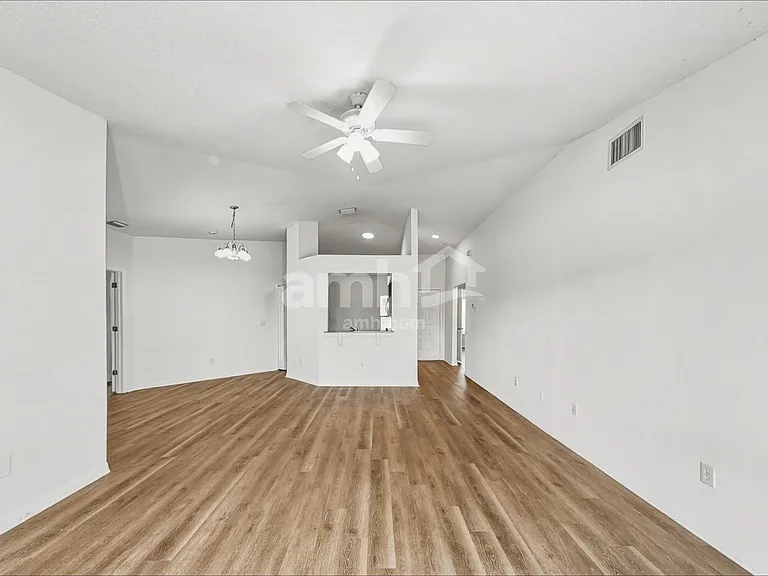 11806 Brenford Crest Dr — Photo 5