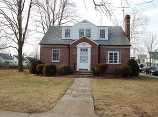 1113 Livingston Ave, New Brunswick, NJ 08901