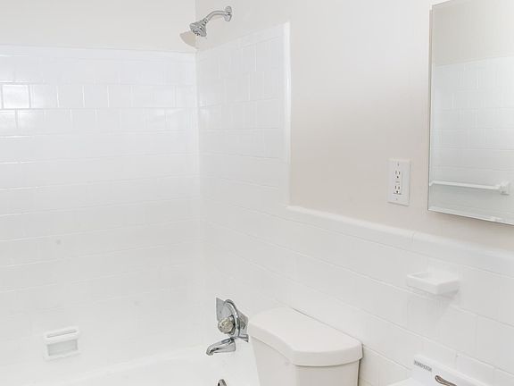 4th image of 7834 Saint Fabian Ln