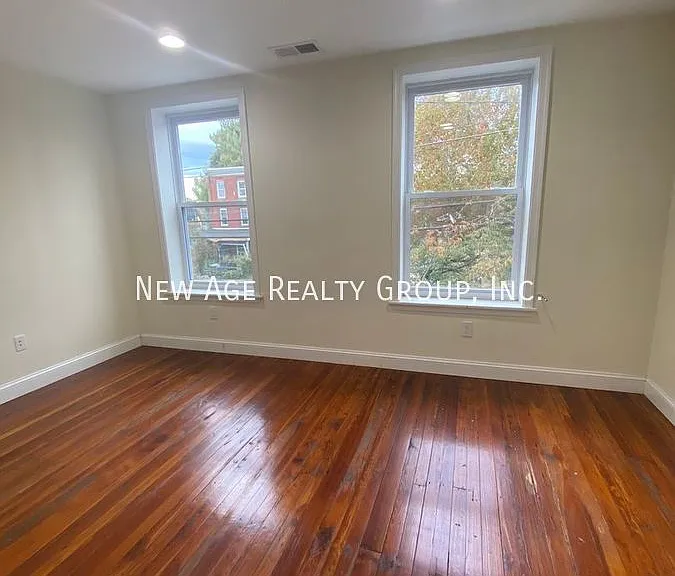 4212 Powelton Ave #2 — Photo 8