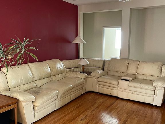 4th image of 7414 Quiet Pond Pl