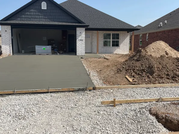1105 Pepperwood Ave, Lowell, AR 72745