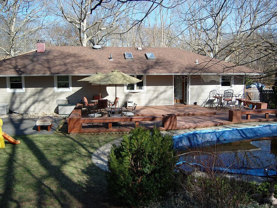 2nd image of 41 Lolly Ln