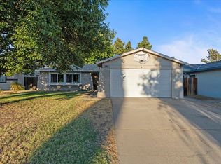 7817 Charmette Way, Sacramento, CA 95823