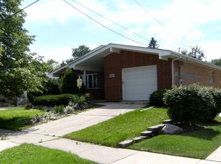 9828 S Turner Ave, Evergreen Park, IL