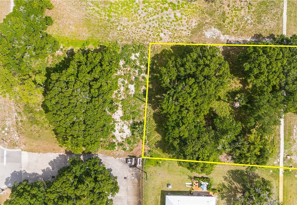 1st image of 1915 42nd Ave
