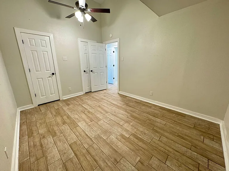 2316 Andover Dr — Photo 29