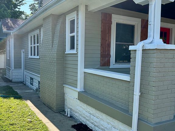 3rd image of 829 N Chester Ave