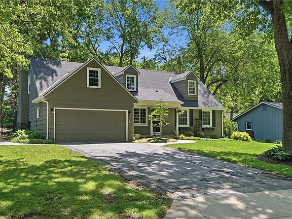 4th image of 7909 Outlook Ln