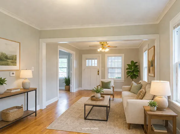 4714 Mercier St, Kansas City, MO 64112
