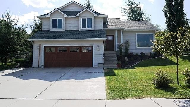 1st image of 5823 Prospect Dr