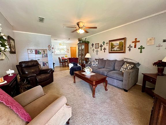 3rd image of 3010 NE 25th Ave