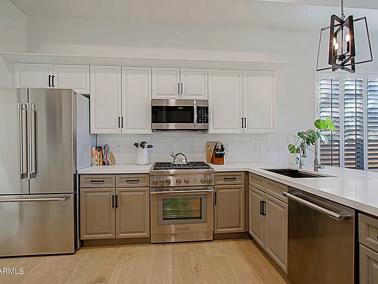6884 E Amber Sun Dr — Photo 12