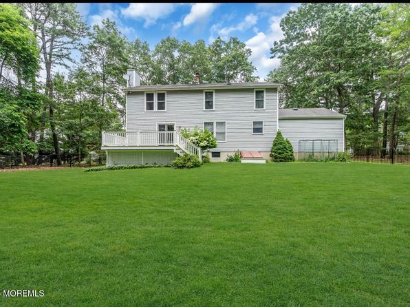 6 Harmony Hill Ct