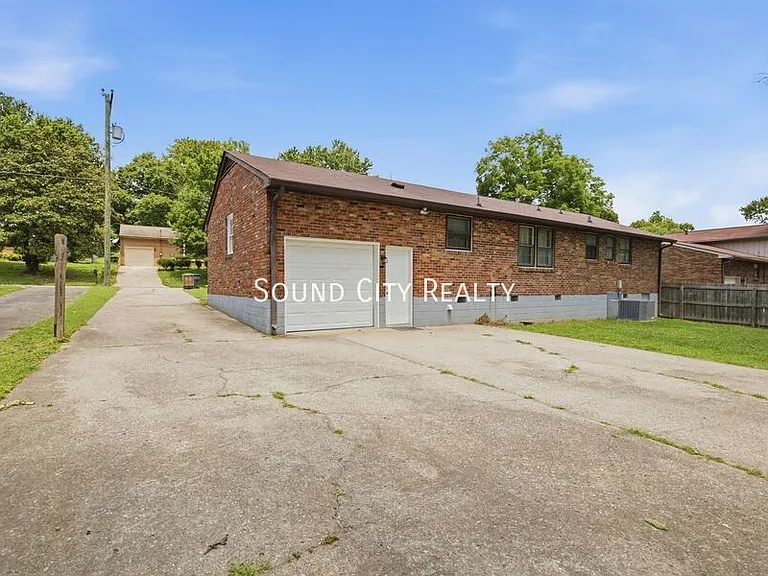 309 Cathy Jo Dr — Photo 24