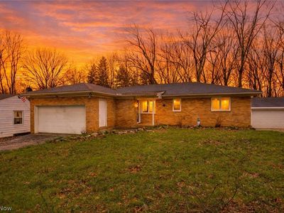 1440 Treasch Dr, Cuyahoga Falls, OH, 44221