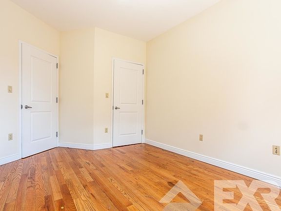5th image of 1203 Jackson Ave APT 3F