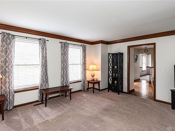 5th image of 9416 Ambleside Dr