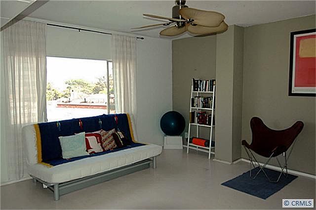 1st image of 1323 N Spurgeon St #20