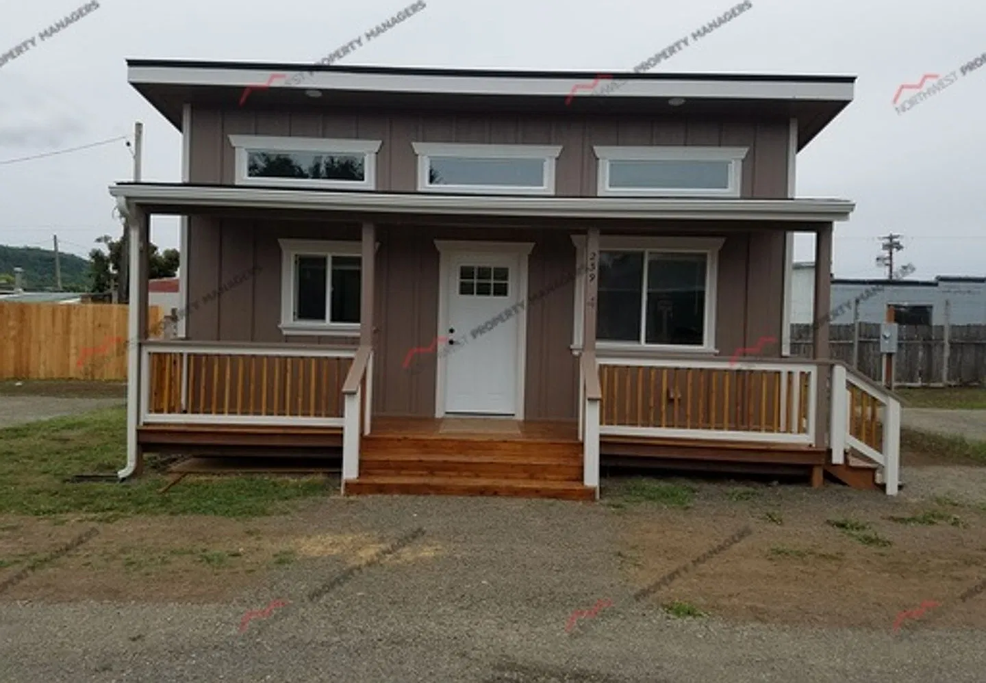 r61a — Photo 1