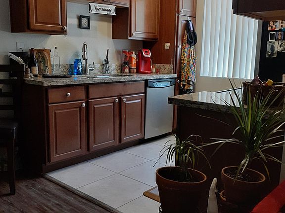 beautiful tiled kitchen floor