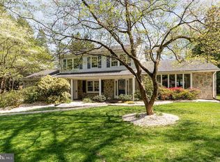 70 Eastgate Dr, Camp Hill, PA 17011