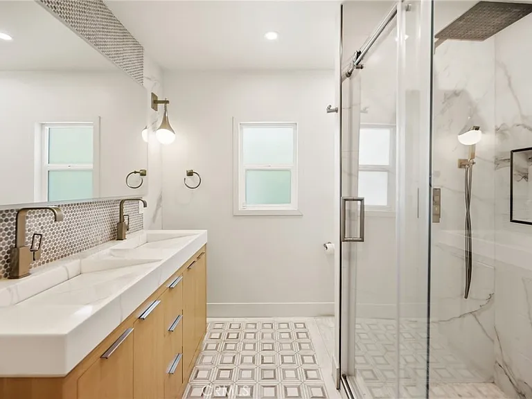 21231 San Miguel St — Photo 13